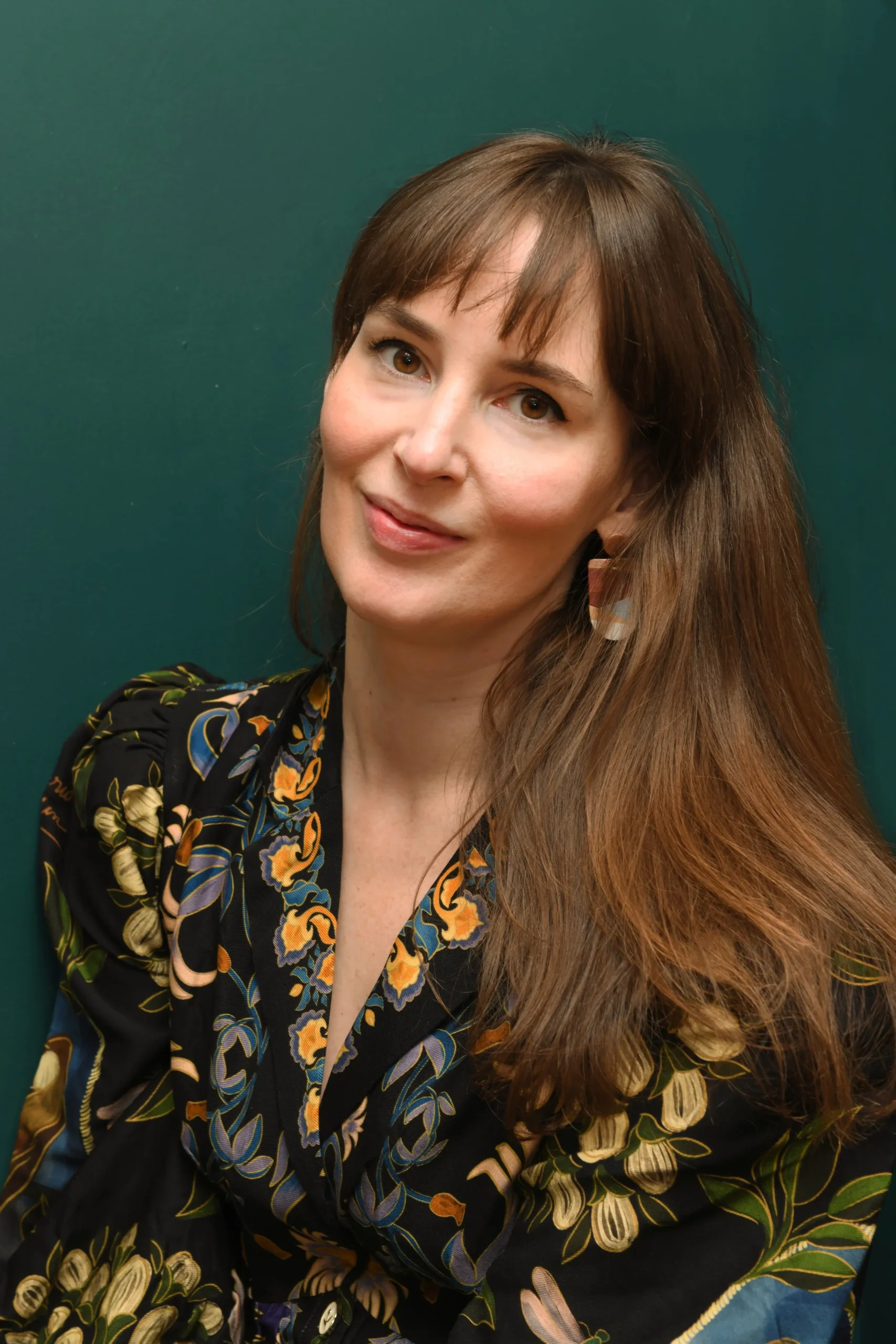 author Annie Hartnett 